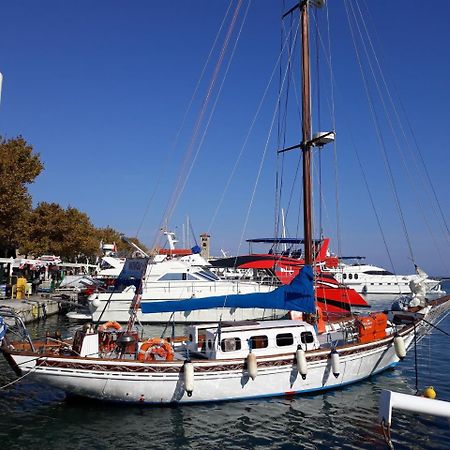 Vickys Studios Faliraki Rhodes City Екстериор снимка