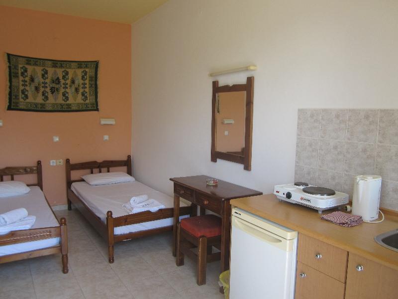Vickys Studios Faliraki Rhodes City Екстериор снимка