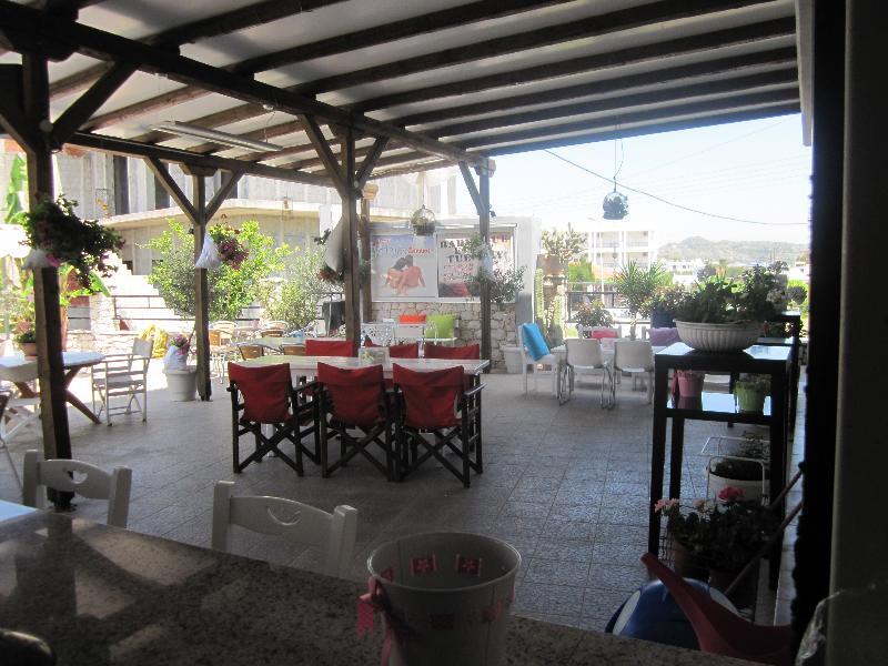 Vickys Studios Faliraki Rhodes City Екстериор снимка